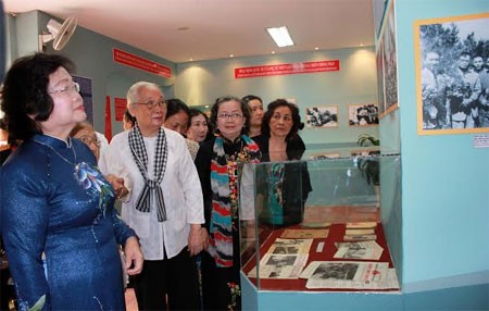 Errungenschaften der Frauen des Südens bei der Befreiung des Landes - ảnh 1